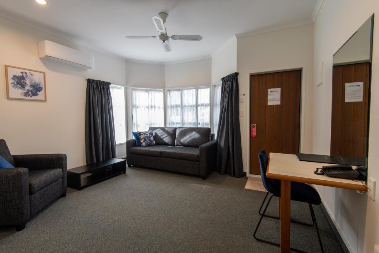 Cambridge Mews Motel Extérieur photo